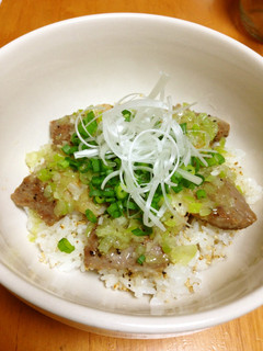 ねぎたっぷりの塩豚丼-レシピのメイン写真