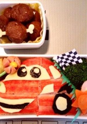 キャラ弁☆カーズのマックイーン弁当-レシピのメイン写真