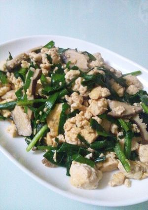 パパッとできる！にらと豆腐のチャンプル-レシピのメイン写真
