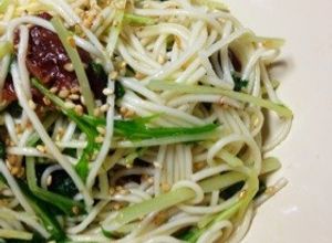 白石温麺で水菜と梅干のパスタ風-レシピのメイン写真