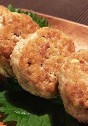 ヘルシーで簡単！梅干し豆腐ハンバーグ-レシピのメイン写真