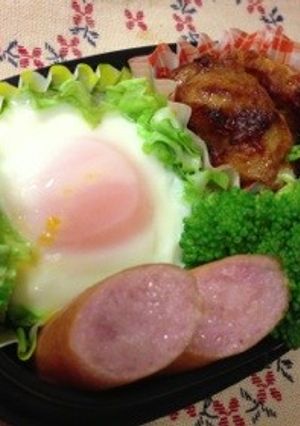 お弁当に巣ごもり卵。レンジでチン♪-レシピのメイン写真