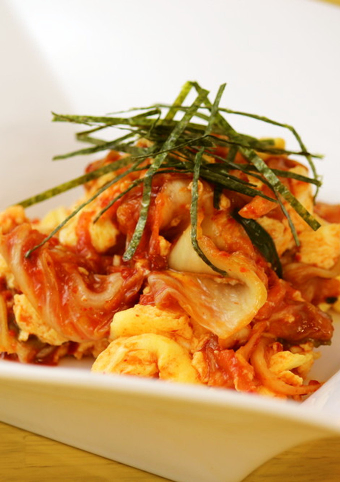 簡単料理☆卵とキムチのレンジだけのおかず-レシピのメイン写真