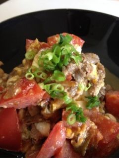 簡単!牛肉とトマトの卵炒め-レシピのメイン写真