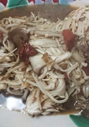 超簡単！！まいたけと梅バターソース-レシピのメイン写真