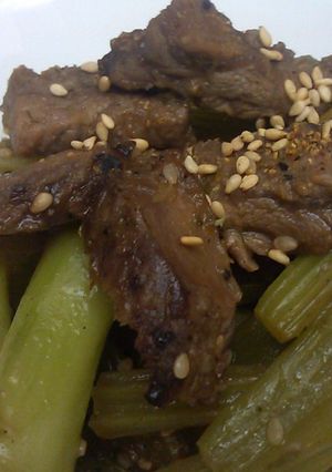 ☆セロリと牛肉の甘辛炒め★-レシピのメイン写真
