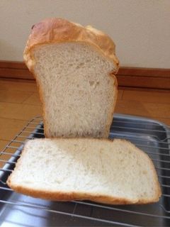簡単!HBで焼くフワフワ食パン。-レシピのメイン写真