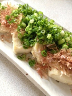 ご馳走に見える♬木綿豆腐とおかかと葱-レシピのメイン写真