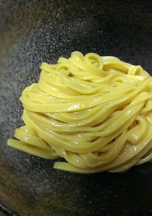 黄色が鮮やか”ターメリックうどん”-レシピのメイン写真