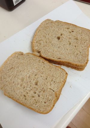 【HB】70%全粒粉ふんわり食パン-レシピのメイン写真
