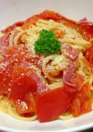ハムとトマトのオイルパスタ-レシピのメイン写真