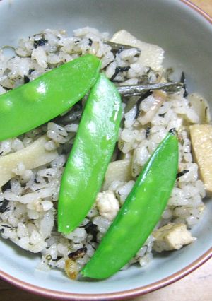 筍わらびひじきご飯-レシピのメイン写真