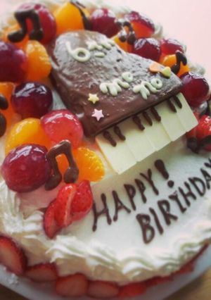 ピアノのデコレーションケーキ♪簡単☆-レシピのメイン写真