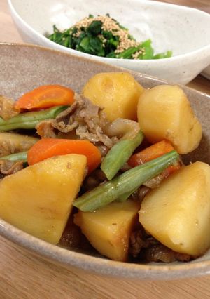 ニンニク醤油で食欲そそるホクホク肉じゃが-レシピのメイン写真