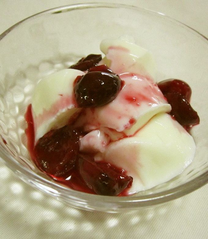 杏仁豆腐のチェリーソースかけ by rarararako 【クックパッド】 簡単