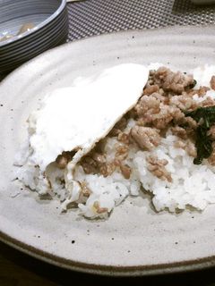 ガパオ♪鶏ひき肉バジル炒めそぼろごはん-レシピのメイン写真