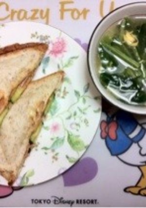 スパムときゅうりのチーズ入りホットサンド-レシピのメイン写真