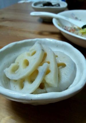 ♪サッパリ蓮根の酢漬け♪-レシピのメイン写真