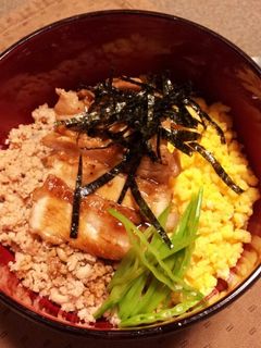 鶏そぼろ丼 ♪そぼろ編♪-レシピのメイン写真