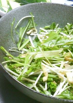 居酒屋風さっぱりたくあんサラダ-レシピのメイン写真