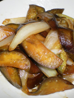 なすと玉ねぎの炒め物 (しょう油味)-レシピのメイン写真