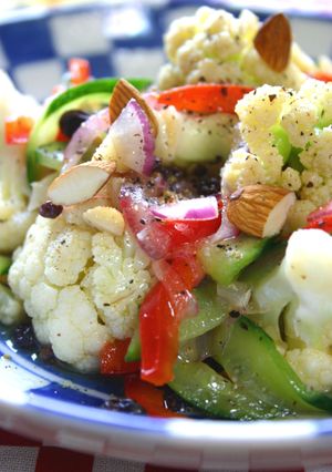 ✿カリフラワーと彩り野菜のレモンサラダ-レシピのメイン写真
