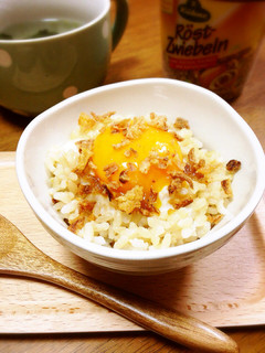 卵かけご飯にもフライドオニオン-レシピのメイン写真