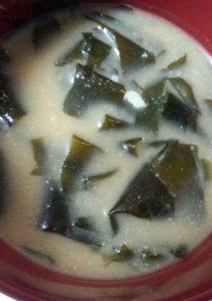 韓国風わかめ味噌汁-レシピのメイン写真
