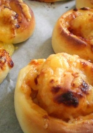 スイートチリソースとチーズのパン-レシピのメイン写真