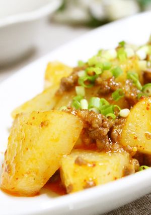 簡単一品*大根と挽き肉の食べラー炒め-レシピのメイン写真