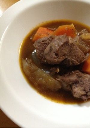 残りワインで鶏肉煮込み(無水鍋QC使用)-レシピのメイン写真