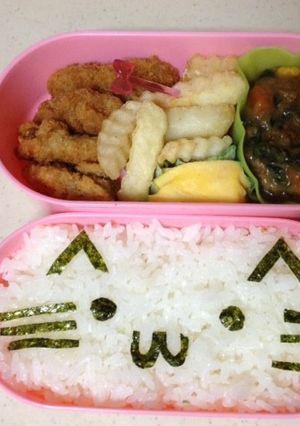 顔文字風簡単にゃんこキャラ弁デコ弁-レシピのメイン写真