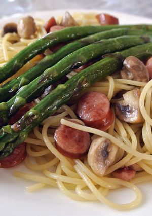 丸ごとアスパラとマッシュルームのパスタ-レシピのメイン写真