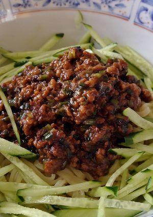 市販の味噌ラーメンから作るジャージャー麺-レシピのメイン写真