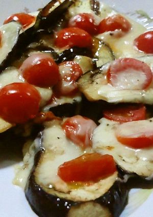 さっぱり生姜で*茄子とチーズ焼き-レシピのメイン写真