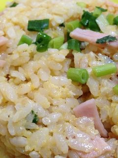 卵とハムの簡単チャーハン-レシピのメイン写真