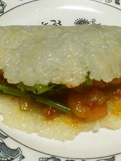 エビチリと空芯菜の中華風タコス-レシピのメイン写真