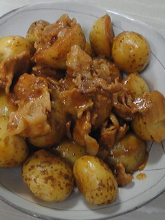 しんじゃが(小粒)と豚肉の味噌煮込み-レシピのメイン写真