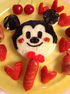 キャラ朝ごはん☆パンでまん丸ミッキー-レシピのメイン写真