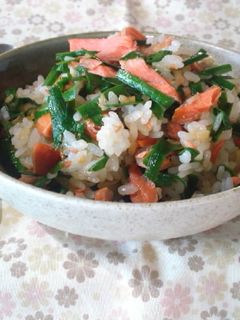 鮭とにらのまぜごはん-レシピのメイン写真