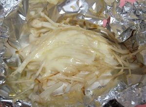 切り身魚でチーズをのせた洋風ホイル焼き-レシピのメイン写真