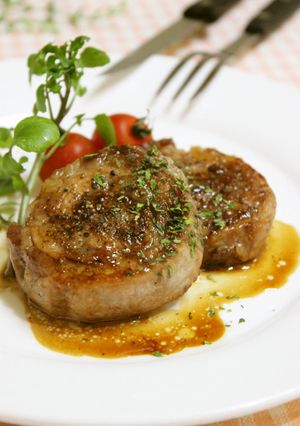 薄切り肉で＊豚肉のロールステーキ-レシピのメイン写真
