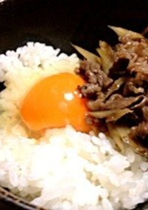 卵のっけ！我が家の牛ごぼうご飯☆-レシピのメイン写真