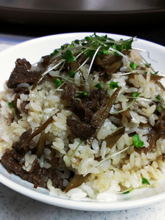 簡単牛肉とゴボウの混ぜご飯-レシピのメイン写真