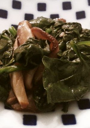 ほうれん草と椎茸のバター醤油-レシピのメイン写真