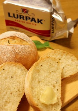 食事パン♪バジルロール-レシピのメイン写真