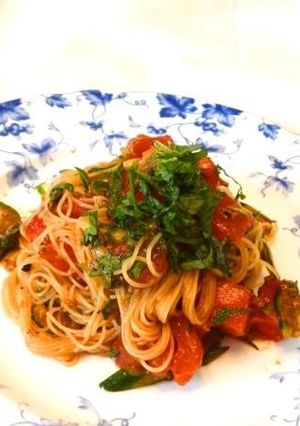 トマトときゅうりの冷製味噌パスタ-レシピのメイン写真