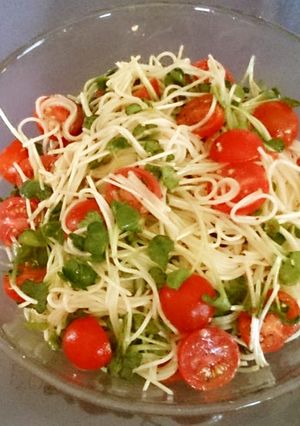 彩りトマトとかいわれ冷製パスタ-レシピのメイン写真