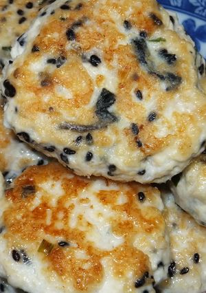 ゴマ入り豆腐ハンバーグ(鶏ひき肉入り)-レシピのメイン写真