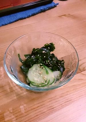 基本！ワカメとキュウリの酢の物-レシピのメイン写真